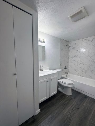 6933 Glenhurst Drive, North Richland Hills, TX 76182