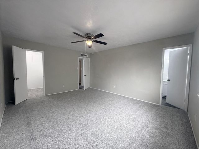 6933 Glenhurst Drive, North Richland Hills, TX 76182