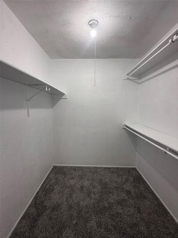 6933 Glenhurst Drive, North Richland Hills, TX 76182