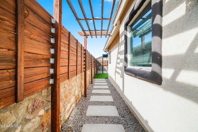 4957 ROSE ELISE Street, El Paso, TX 79938