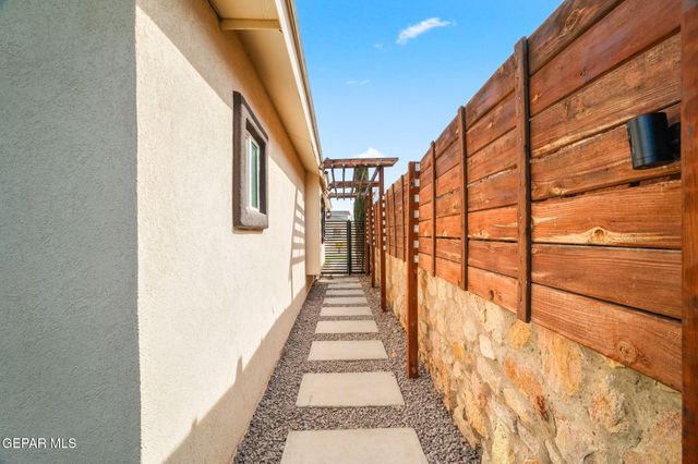 4957 ROSE ELISE Street, El Paso, TX 79938