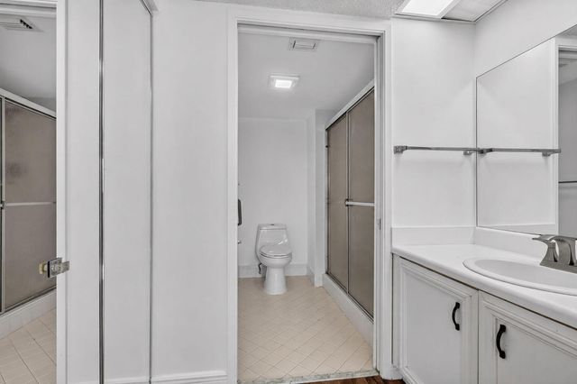 1301 SW 142nd Avenue 214H, Pembroke Pines, FL 33027