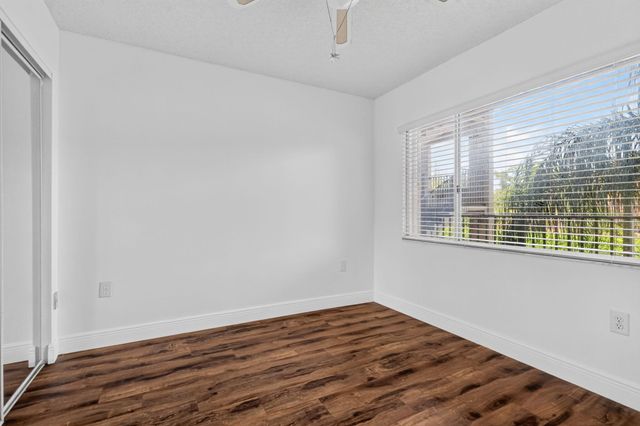 1301 SW 142nd Avenue 214H, Pembroke Pines, FL 33027