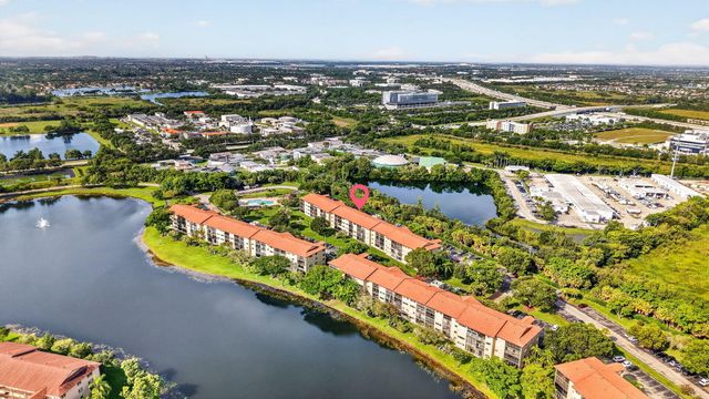 1301 SW 142nd Avenue 214H, Pembroke Pines, FL 33027