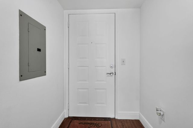 1301 SW 142nd Avenue 214H, Pembroke Pines, FL 33027