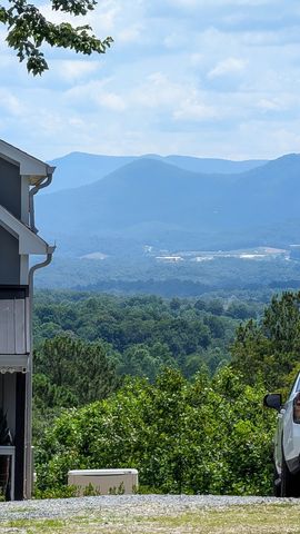162 Barefoot Trail, Blairsville, GA 30512