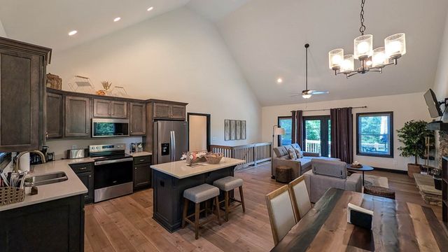 162 Barefoot Trail, Blairsville, GA 30512