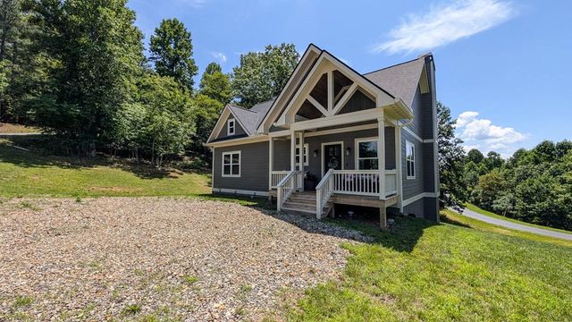 162 Barefoot Trail, Blairsville, GA 30512