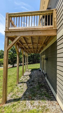 162 Barefoot Trail, Blairsville, GA 30512