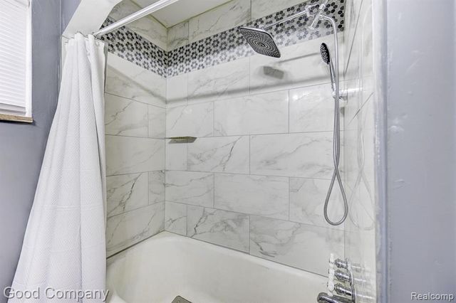 17333 Mansfield Street, Detroit, MI 48235