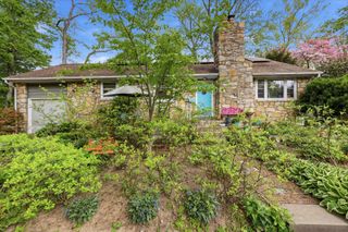 201 BOWDOIN AVE, Swarthmore, PA 19081