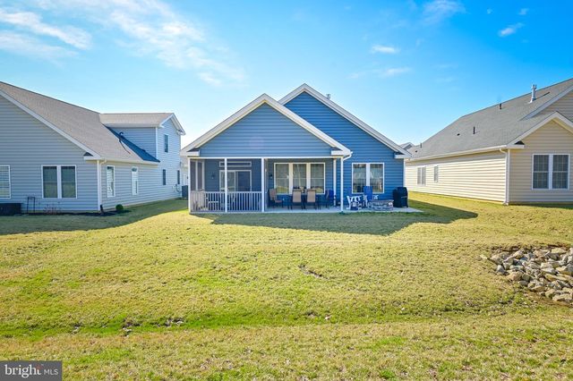 925 FOUNDERS WAY, East Petersburg, PA 17520