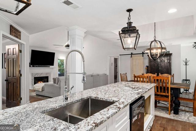 1815 Ashton Brooke Lane, Buford, GA 30519