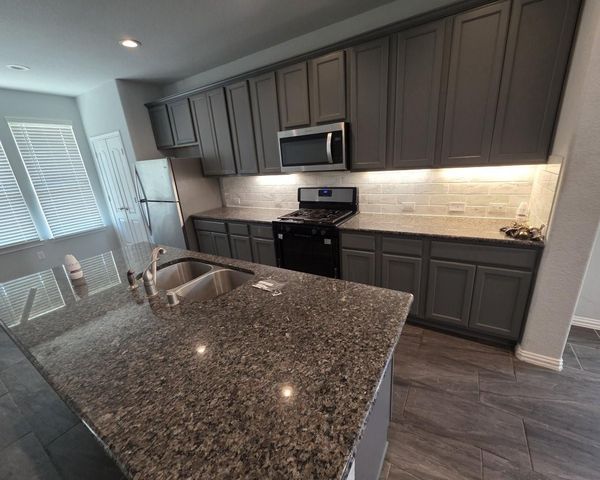 10401 Birch Peak Drive, Rosharon, TX 77583