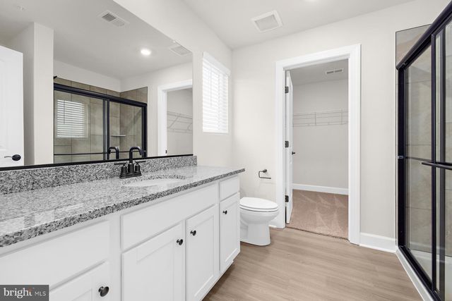 15 BROMPTON ST, Falling Waters, WV 25419