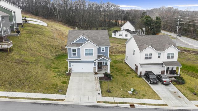 304 Razzle Dr, Smyrna, TN 37167