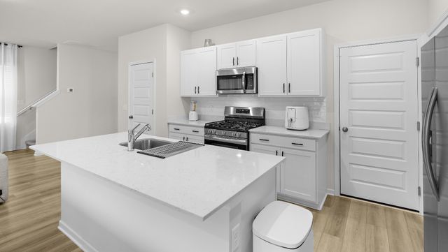 304 Razzle Dr, Smyrna, TN 37167