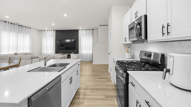 304 Razzle Dr, Smyrna, TN 37167