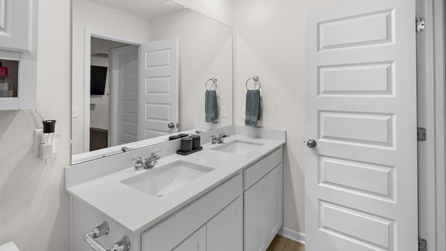 304 Razzle Dr, Smyrna, TN 37167