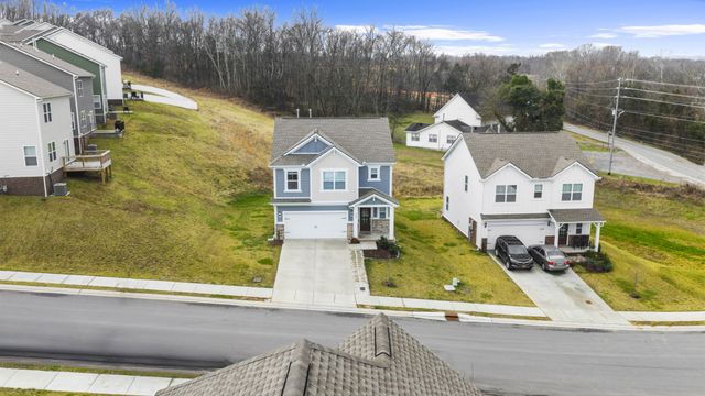 304 Razzle Dr, Smyrna, TN 37167