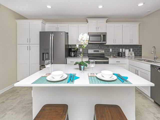 3151 PARADOX CIRCLE 104, Kissimmee, FL 34746