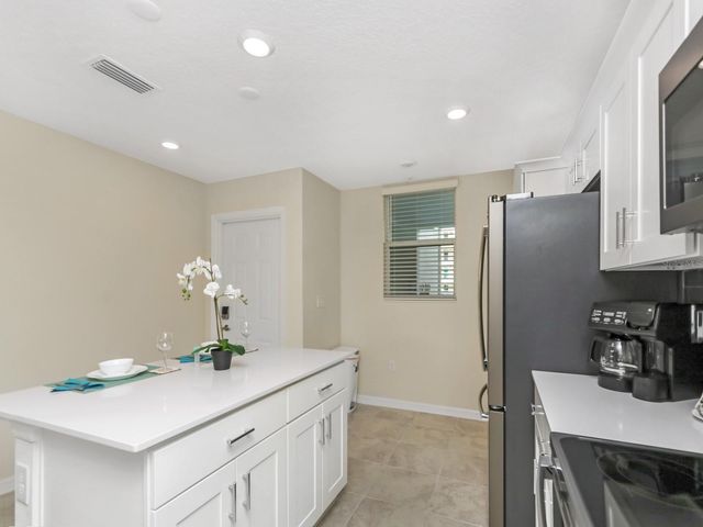 3151 PARADOX CIRCLE 104, Kissimmee, FL 34746