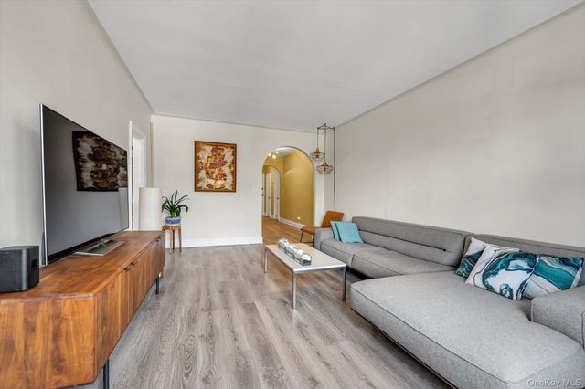 35-24 72nd Street 5G, Jackson Heights, NY 11372