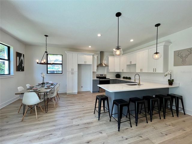 1308 E CARACAS STREET, Tampa, FL 33603