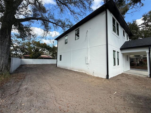 1308 E CARACAS STREET, Tampa, FL 33603