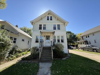 8751 W Maple STREET, West Allis, WI 53214