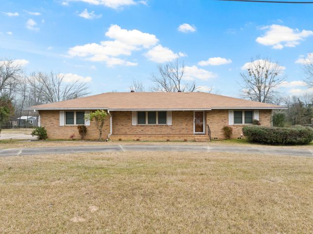 503 FRONT Street, Naples, TX 75568
