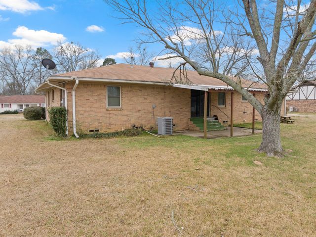 503 FRONT Street, Naples, TX 75568