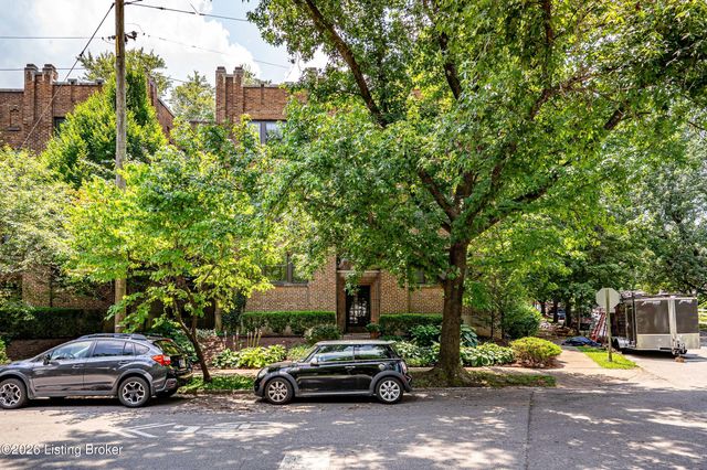 1300 Everett Ave APT 6, Louisville, KY 40204