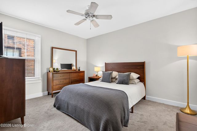 1300 Everett Ave APT 6, Louisville, KY 40204
