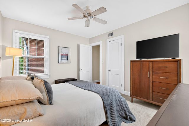 1300 Everett Ave APT 6, Louisville, KY 40204