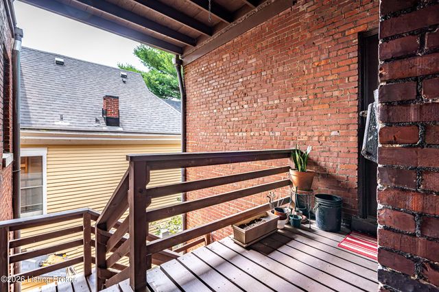 1300 Everett Ave APT 6, Louisville, KY 40204