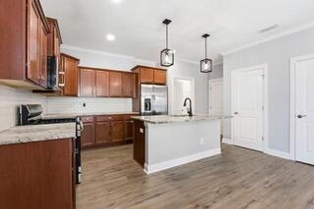 243 Parkgate Court, Delaware, OH 43015