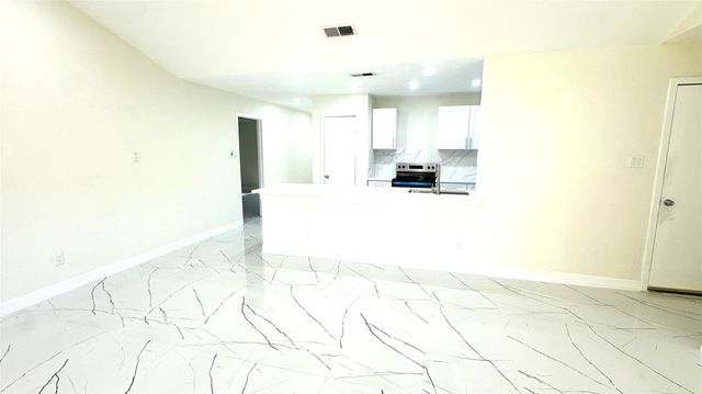 12407 Mistymont Drive, Houston, TX 77070
