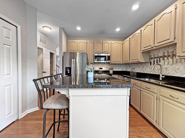 47640 COMER SQ, Sterling, VA 20165