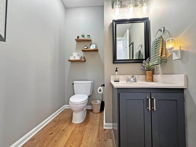 47640 COMER SQ, Sterling, VA 20165