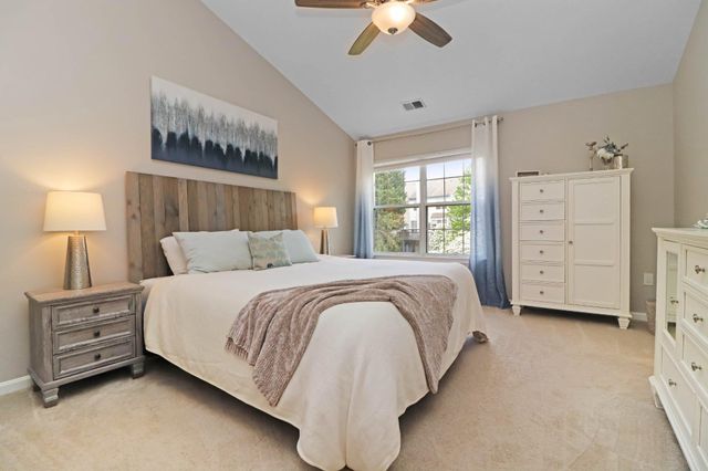 47640 COMER SQ, Sterling, VA 20165