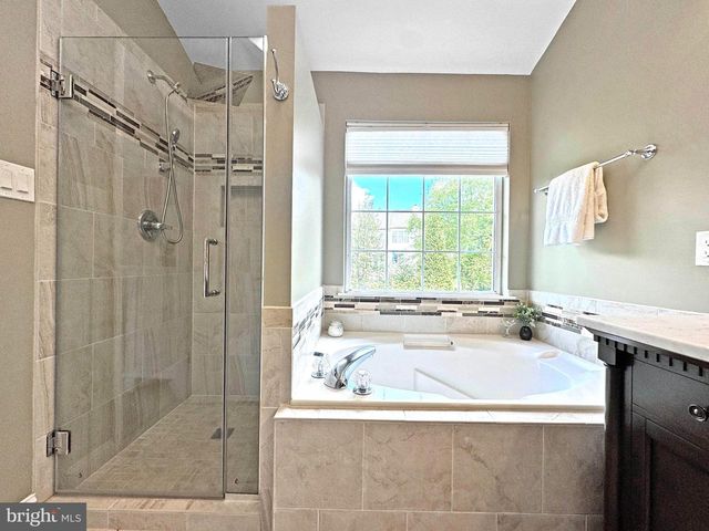 47640 COMER SQ, Sterling, VA 20165