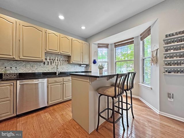 47640 COMER SQ, Sterling, VA 20165