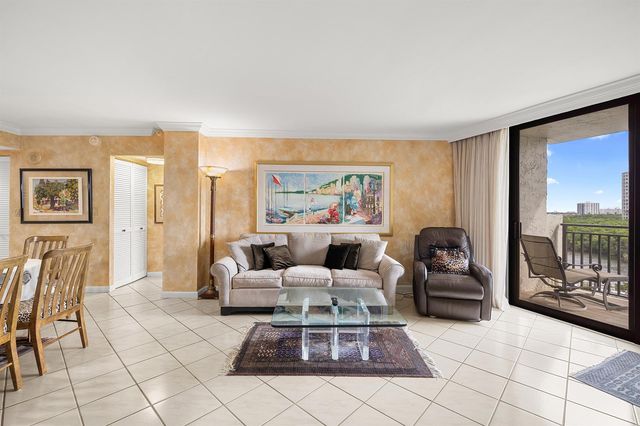 3912 S Ocean Boulevard 612, Highland Beach, FL 33487