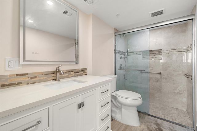 3912 S Ocean Boulevard 612, Highland Beach, FL 33487