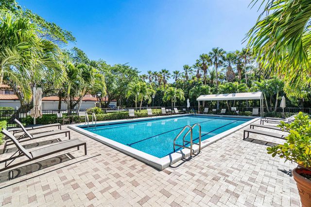 3912 S Ocean Boulevard 612, Highland Beach, FL 33487