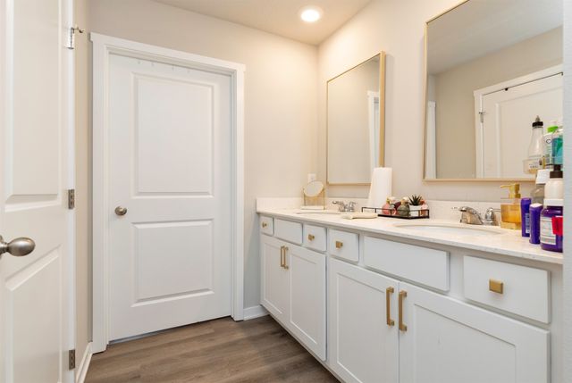 1288 NW Williamsburg Lane, Waukee, IA 50263