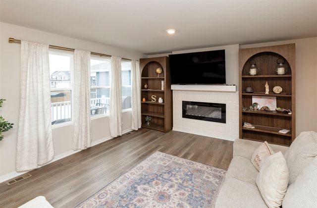 1288 NW Williamsburg Lane, Waukee, IA 50263
