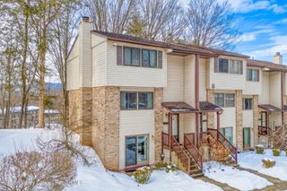 255 Village Court, Kingston, NY 12401