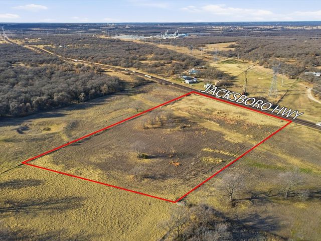 12275 W Hwy 199 W, Poolville, TX 76487